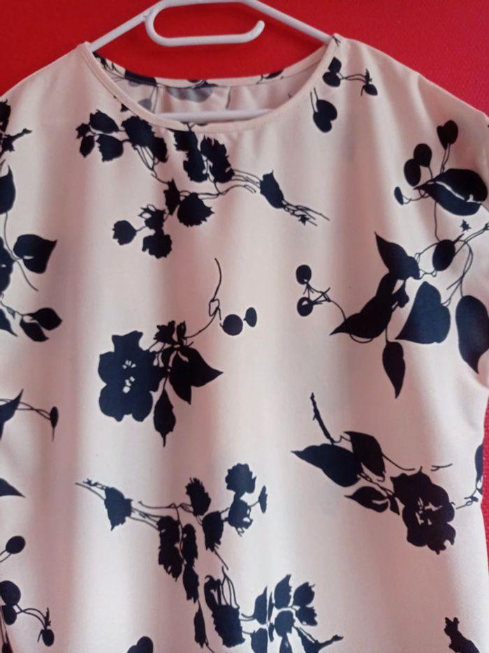 Blouse taille 44 Crème Fleurs Marine - photo numéro 4