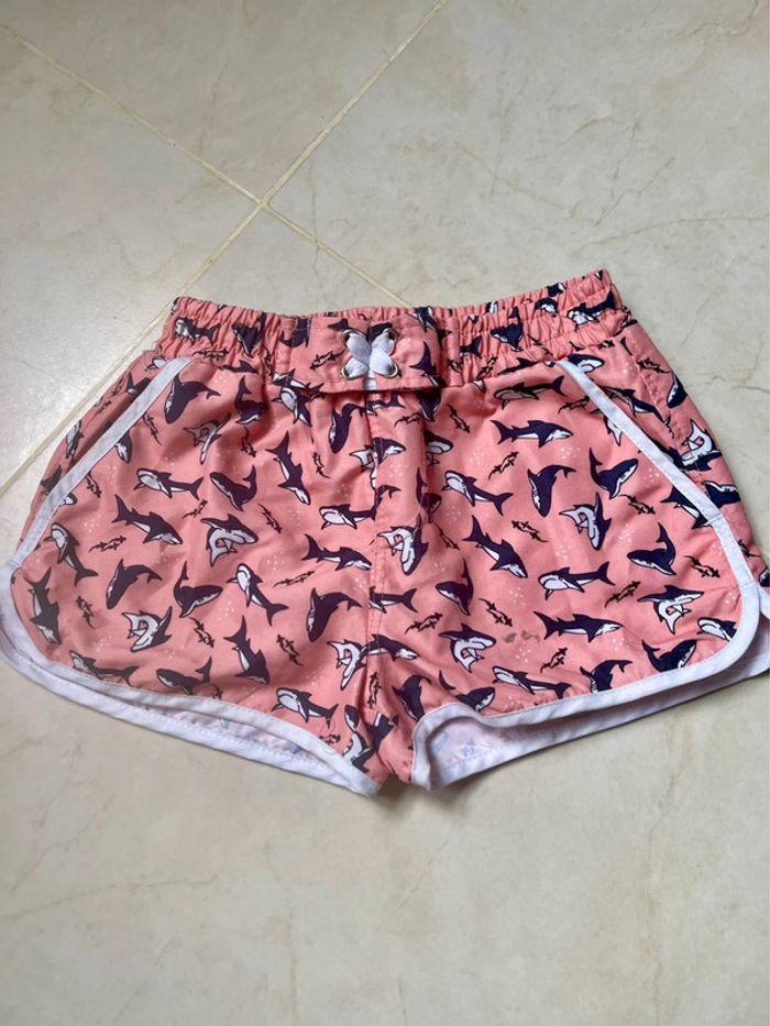 Short de bain maillot de bain garçon 5 ans parfait état - photo numéro 1