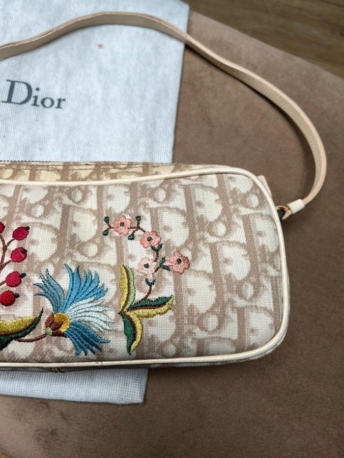 Sac Christian Dior vintage monogramme et brodé fleurs - photo numéro 7