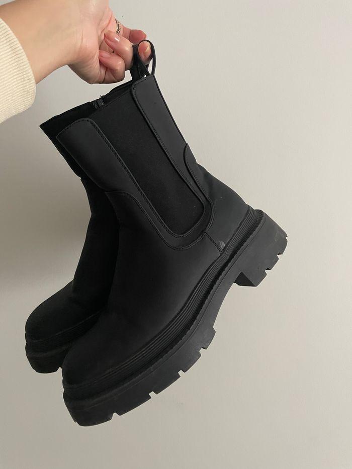 Bottes noir - photo numéro 2