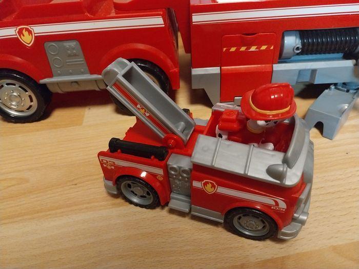 Lot de 2 camions pompiers Pat Patrouille Paw Patrol - photo numéro 10