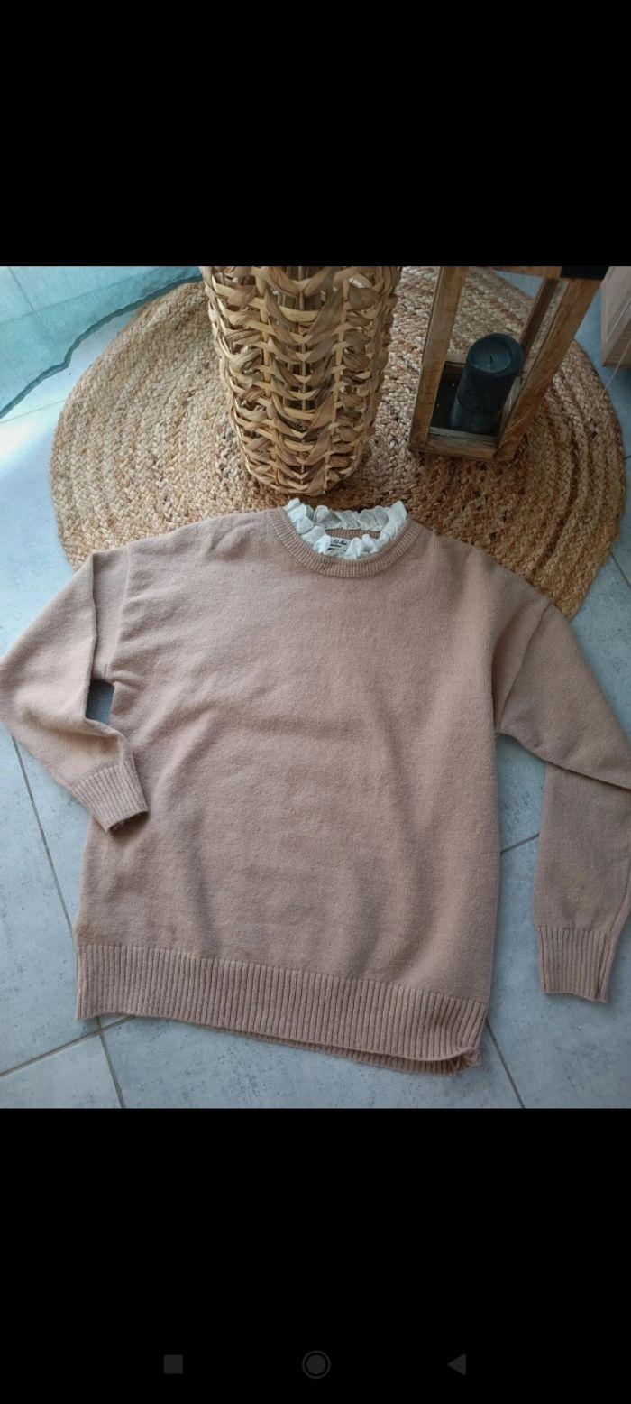 Pull beige col froufrou - photo numéro 1