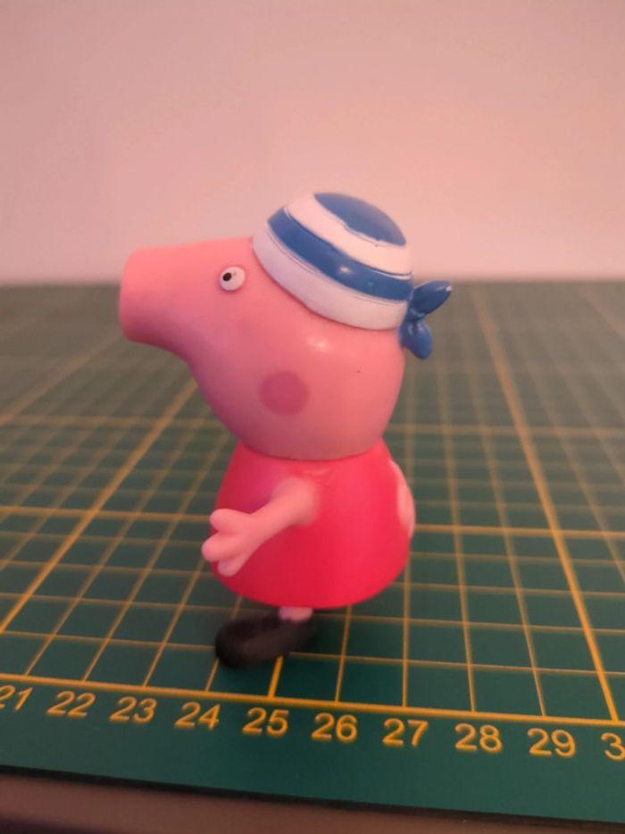 figurine  Peppa pig - photo numéro 2