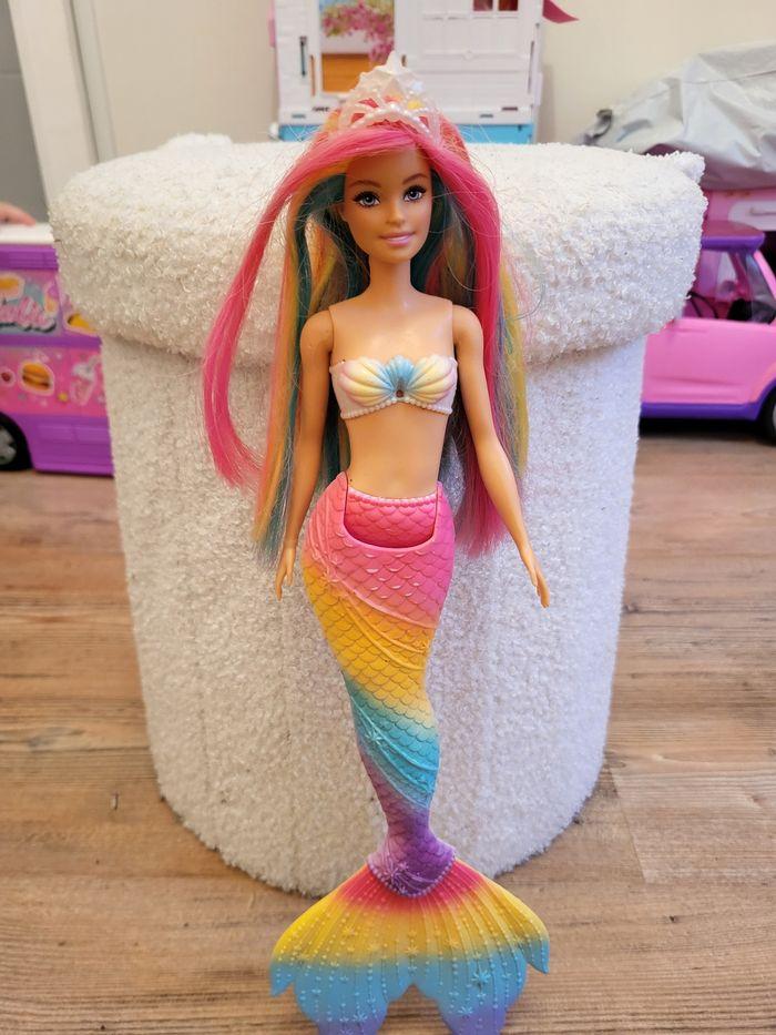 Barbie sirène mermaid rainbow - photo numéro 1