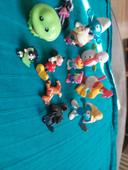 Lot 13 figurines