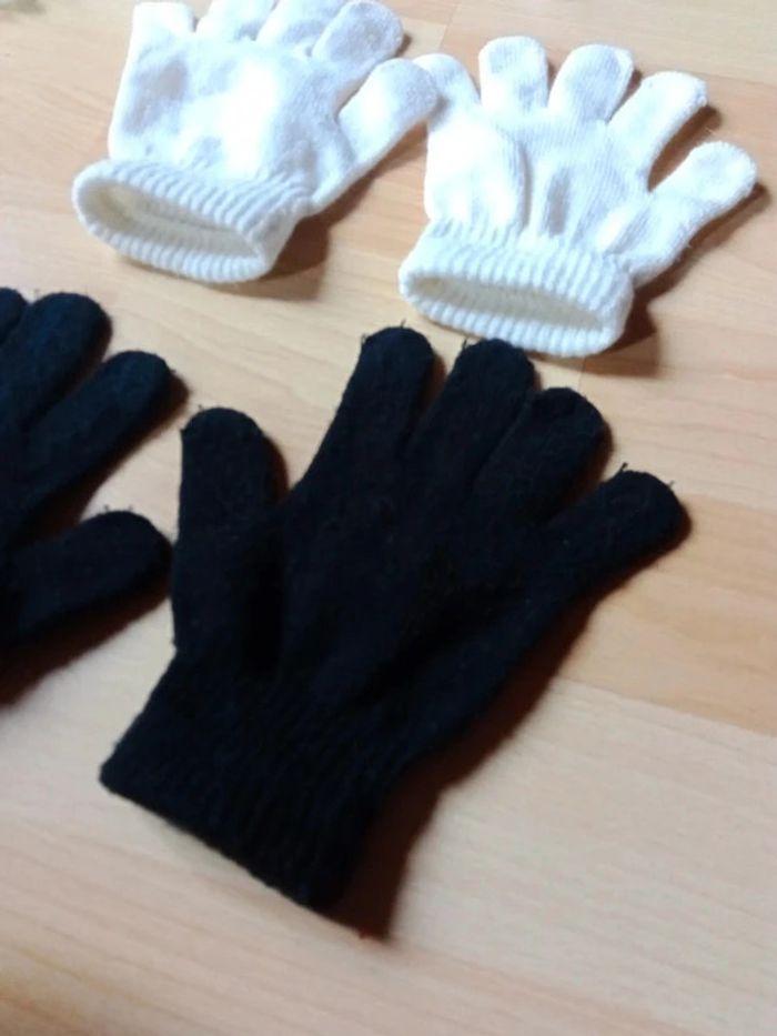 ×2 paires de gants noirs et blancs enfants 8/12 ans - photo numéro 2