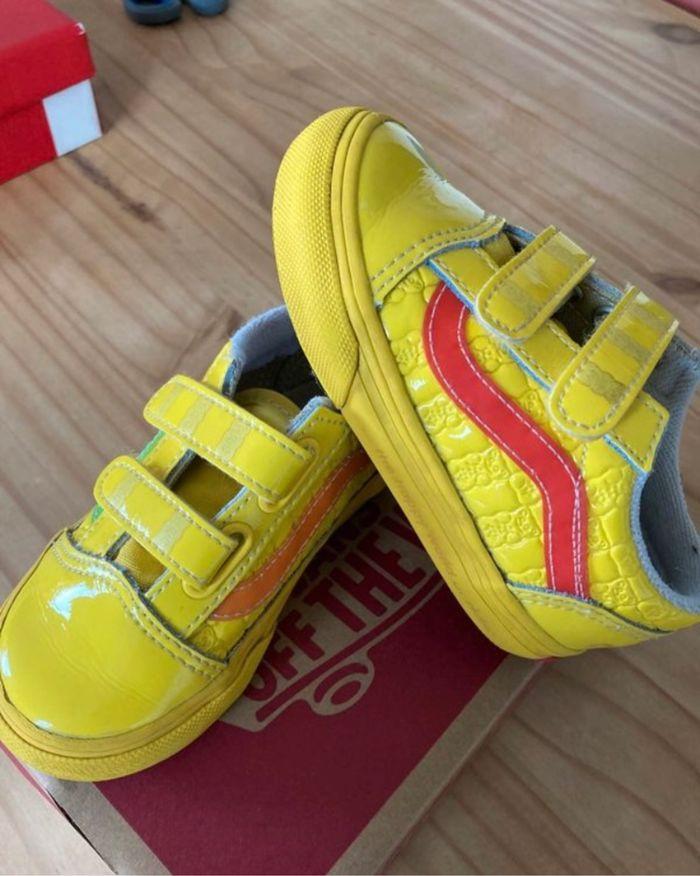 Baskets vans pointure 22,5 jaune verni - photo numéro 2