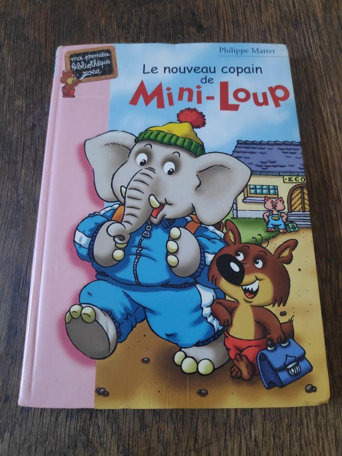 Livre mini loup