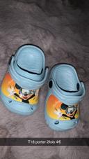 Crocs mickey