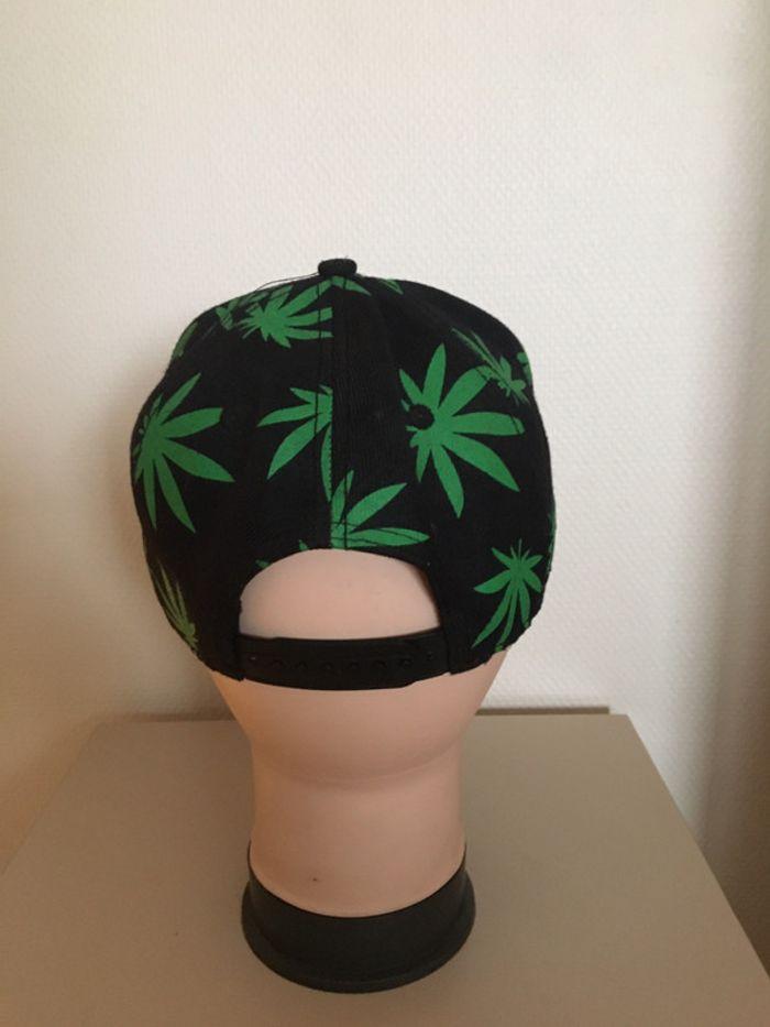 Casquette 🧢 HUF - photo numéro 3