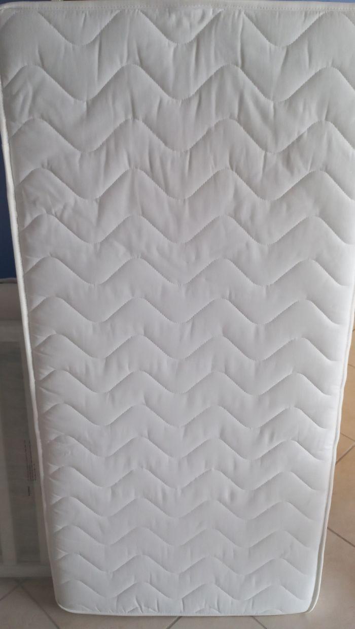 Matelas neuf chicco lit à barreaux - photo numéro 2