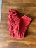 Pantalon rouge