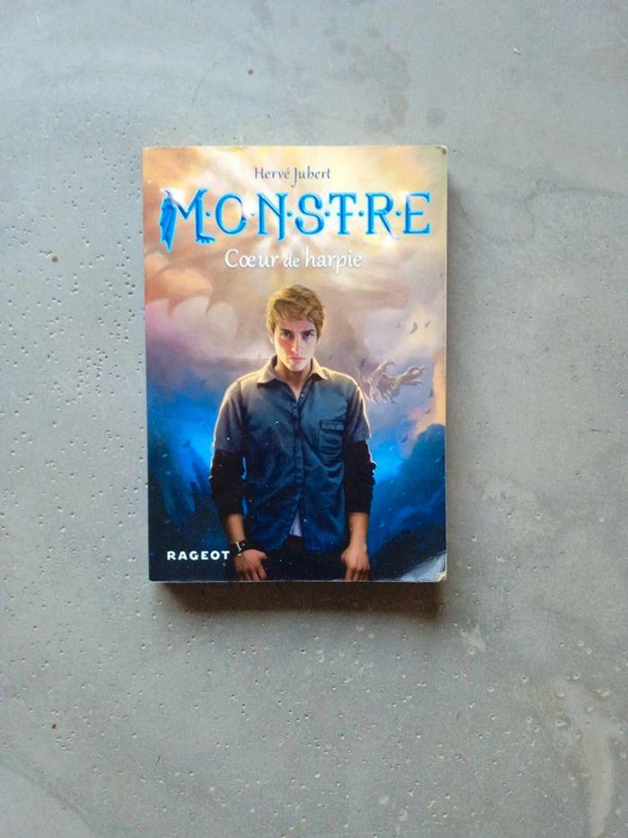 Livre " monstre coeur de harpie" - photo numéro 1