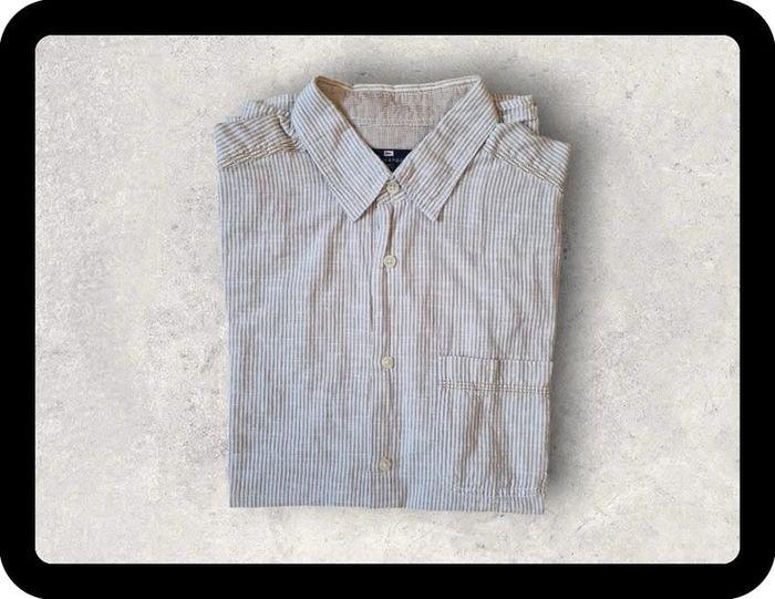 Chemise manches courtes Marks & Spencer / Homme / Taille M / fines rayures blanche et beige - photo numéro 1