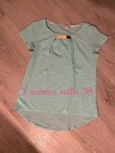 Blouse à manches courtes vert clair menthe pastel bijou plaque devant 3 suisses taille 38