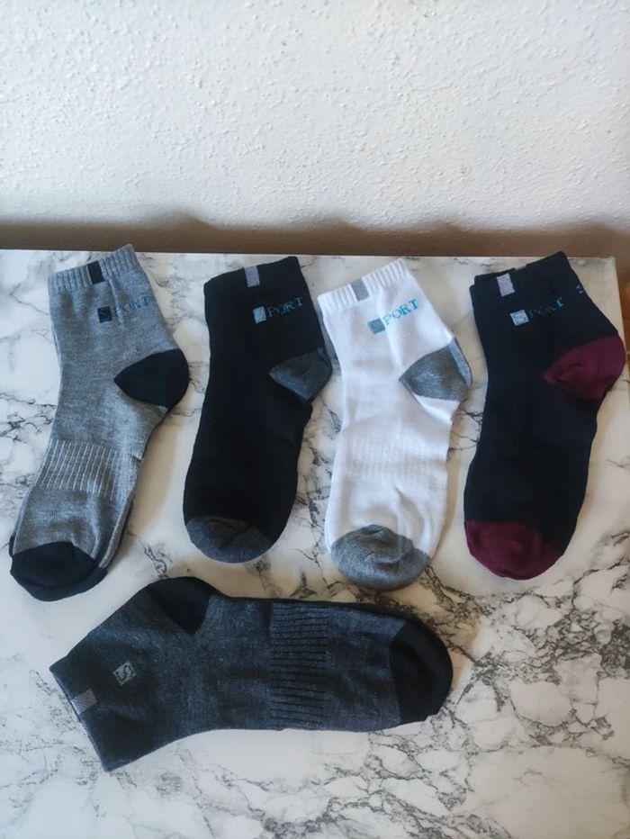 5 paires de chaussettes taille 37-39(neuf) - photo numéro 3