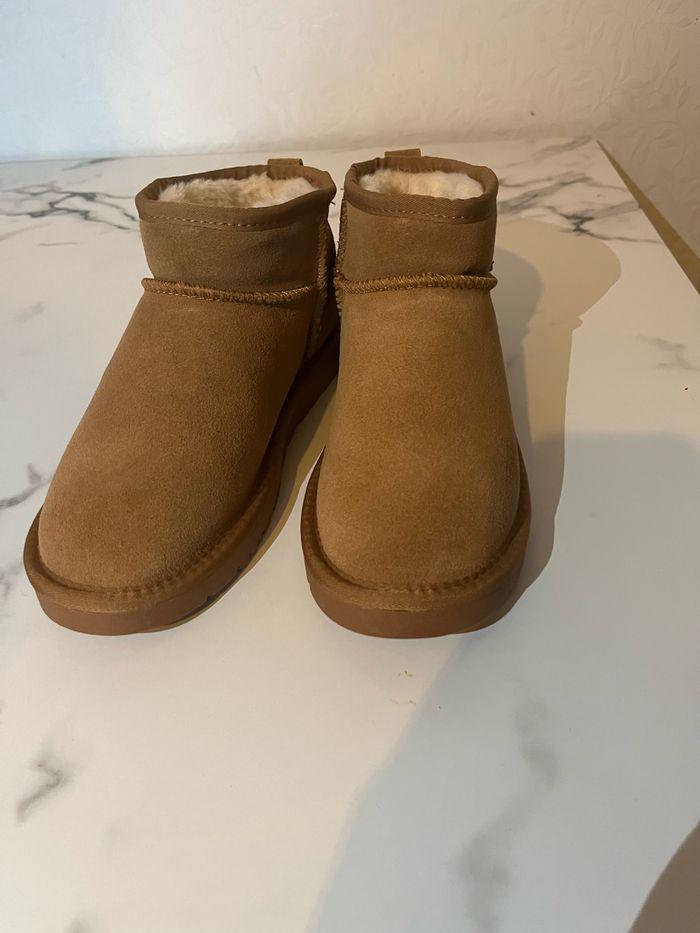 Bottines chaude ugg - photo numéro 1