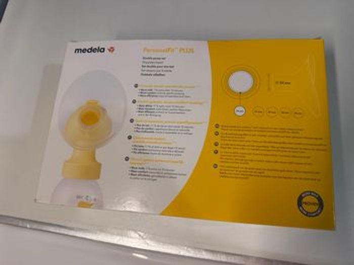 Set double pour tire-lait neuf MEDELA - photo numéro 2