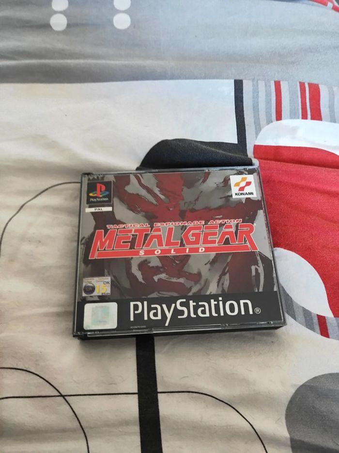 Jeu ps1 metal gear solid - photo numéro 1