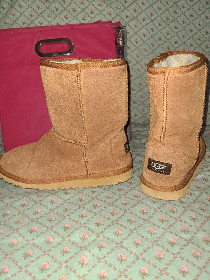 Bottine UGG - photo numéro 1