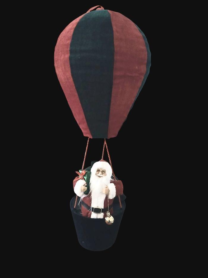 Montgolfière Père Noël - photo numéro 1