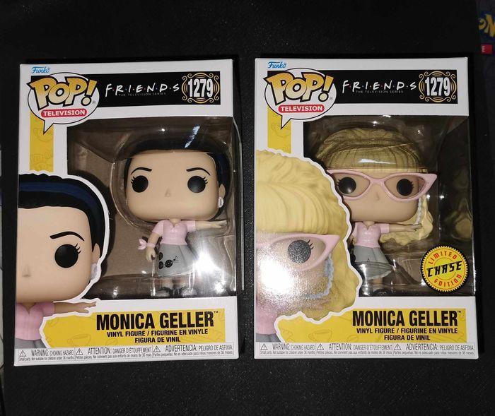 Lot 2 Figurines Funko Pop Monica Geller N°1279 / Friends / 1Chase+1Normal - photo numéro 1