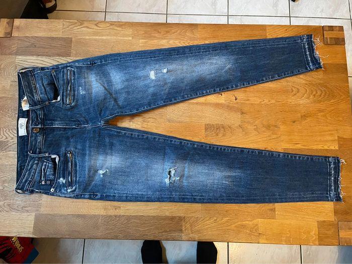 Lot de 4 jeans T 36 - photo numéro 1