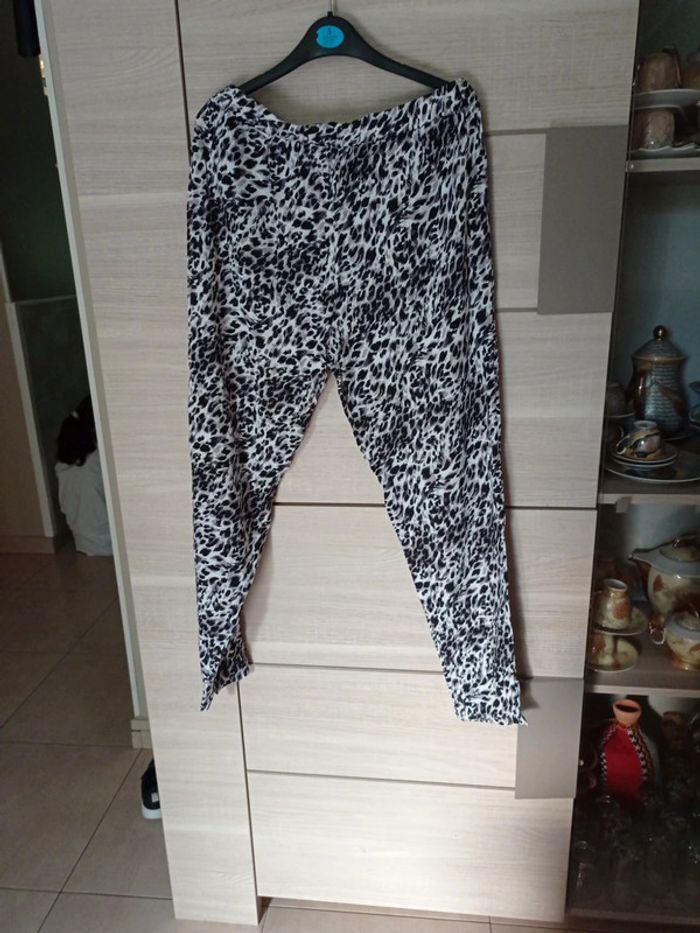 Pantalon à motif léopard - photo numéro 2