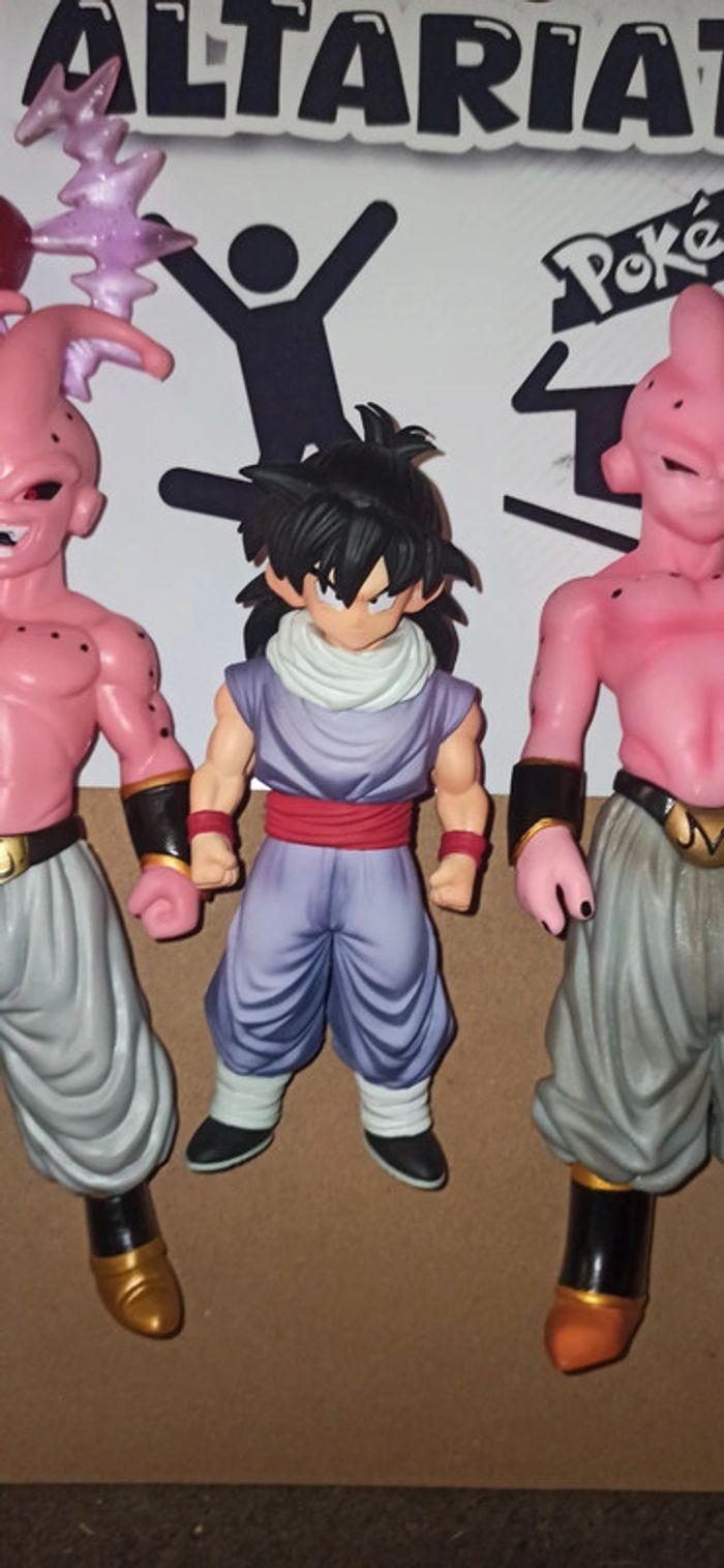 Lot 4 grande Figurine DBZ Neuf - photo numéro 3