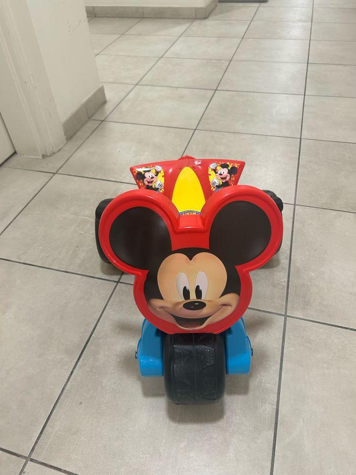 Moto Mickey - photo numéro 6