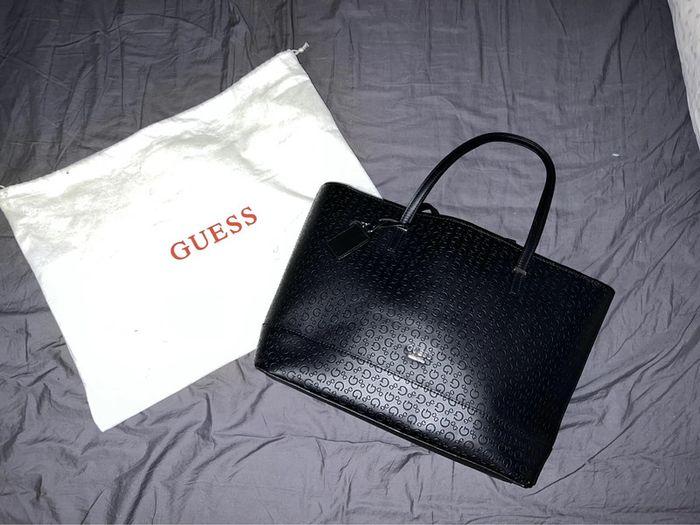 Sac Guess monogramme