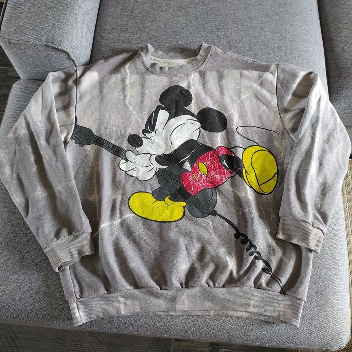 Sweat Pull&Bear Mickey mouse taille L - photo numéro 1