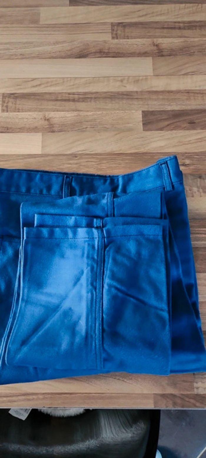 Pantalon bleu de travail T 42 - photo numéro 1