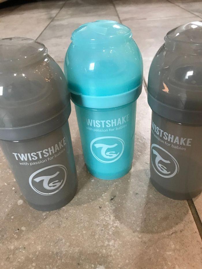 3 biberons Twistshake - photo numéro 1