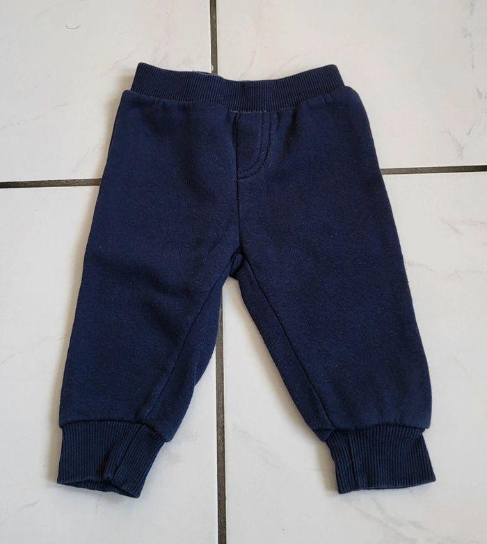 Pantalon/Jogging bébé - photo numéro 1