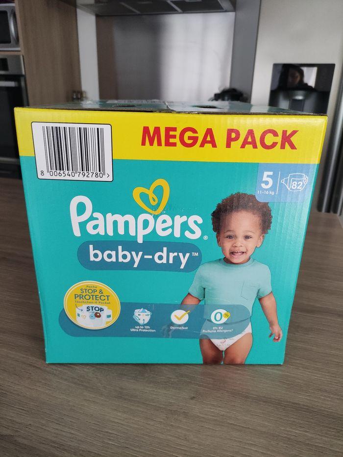 Méga pack couches Pampers baby dry taille 5 - photo numéro 4