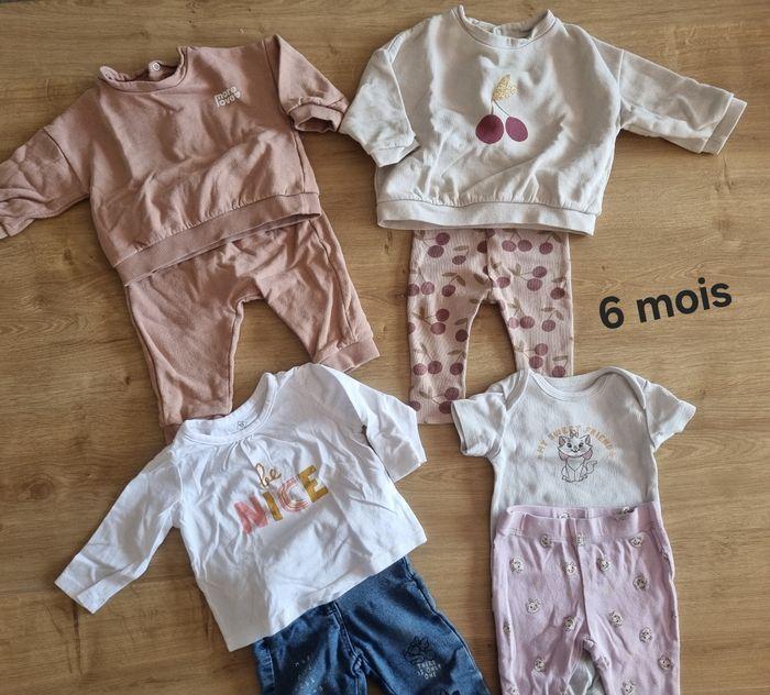 Vend lot bébé fille 6 mois - photo numéro 4