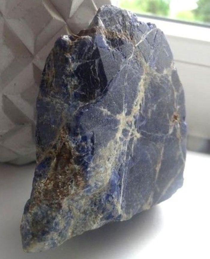 Environ 200g pierre sodalite - photo numéro 4