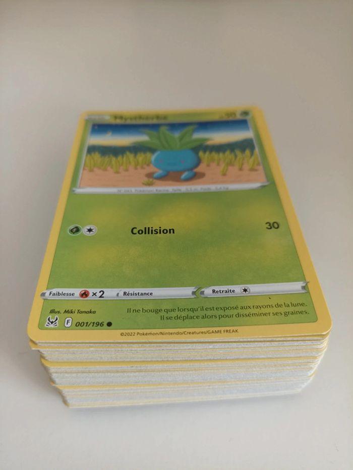 Lot 101 cartes Pokémon origine perdu - photo numéro 1