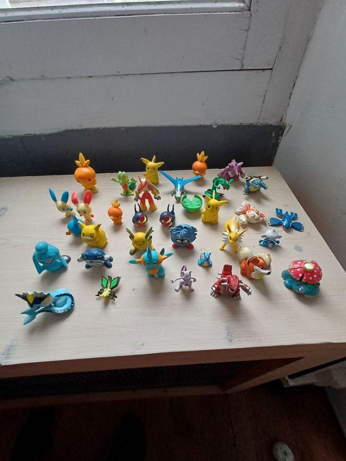 Lot de Figurines Pokemon - photo numéro 2