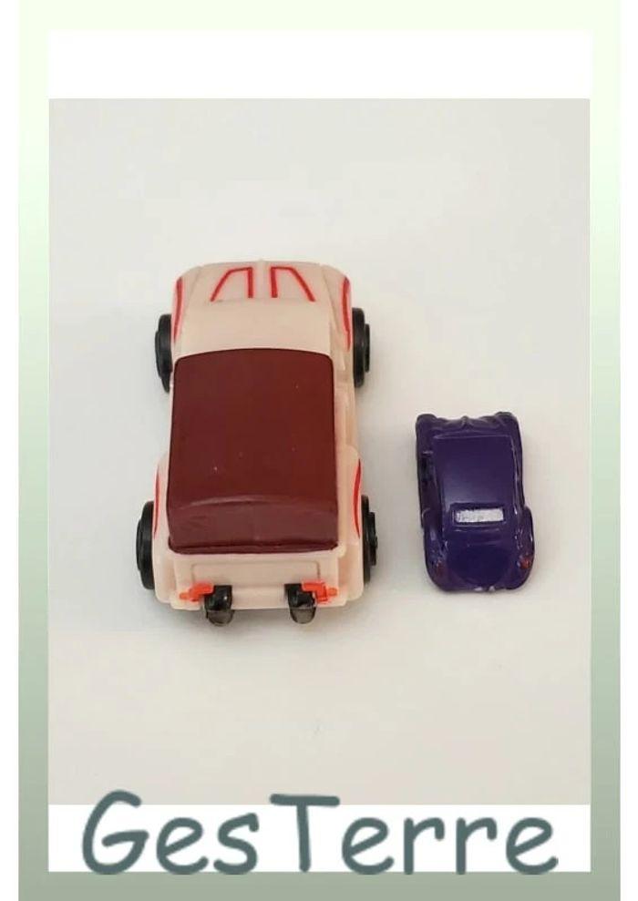 Véhicule miniature Micro machines Galoob Ford Pick-up et mini VW Beetle - photo numéro 5