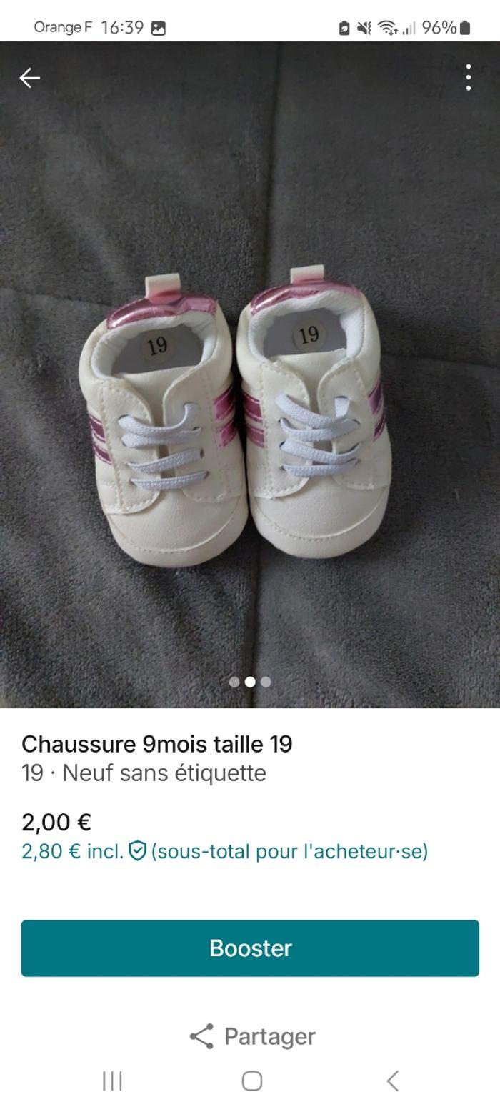 Chaussures taille 19 - photo numéro 1