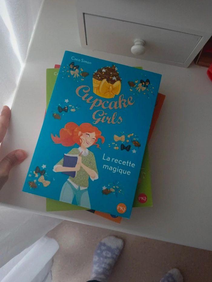 Lot livres Cupcake Girl - photo numéro 6