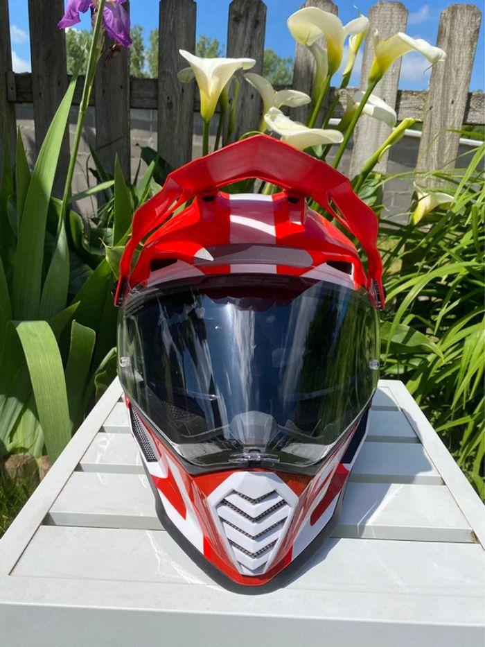 Casque de moto - photo numéro 4