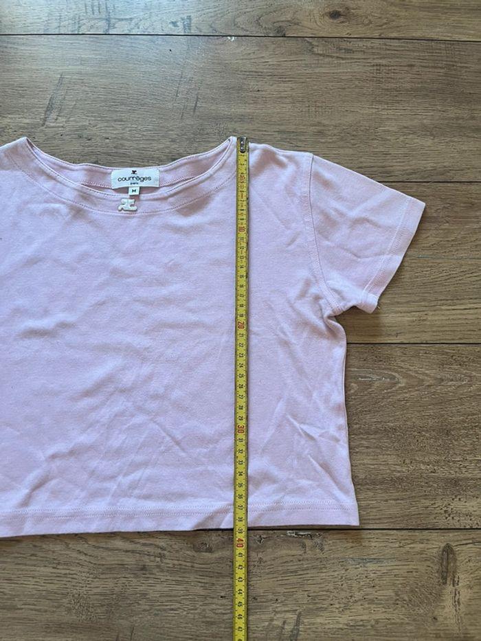 Tee shirt Courrèges taille M crop top rose pale logo brodé - photo numéro 6