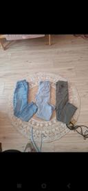 Lots de 3 pantalons taille 8 ans