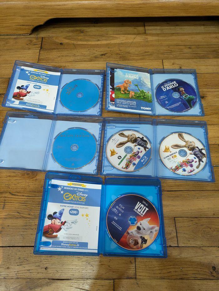 Lot 5 Blu Ray lilo et stitch, le voyage d'arlo, hop, le roi lion, volt star malgré lui. - photo numéro 2