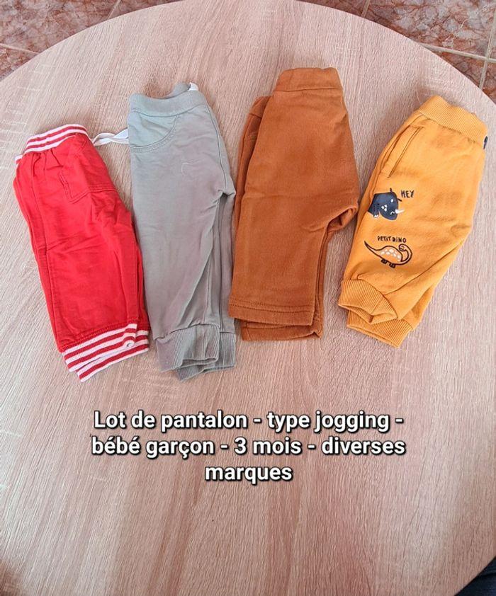 Lot de 4 pantalon - type jogging