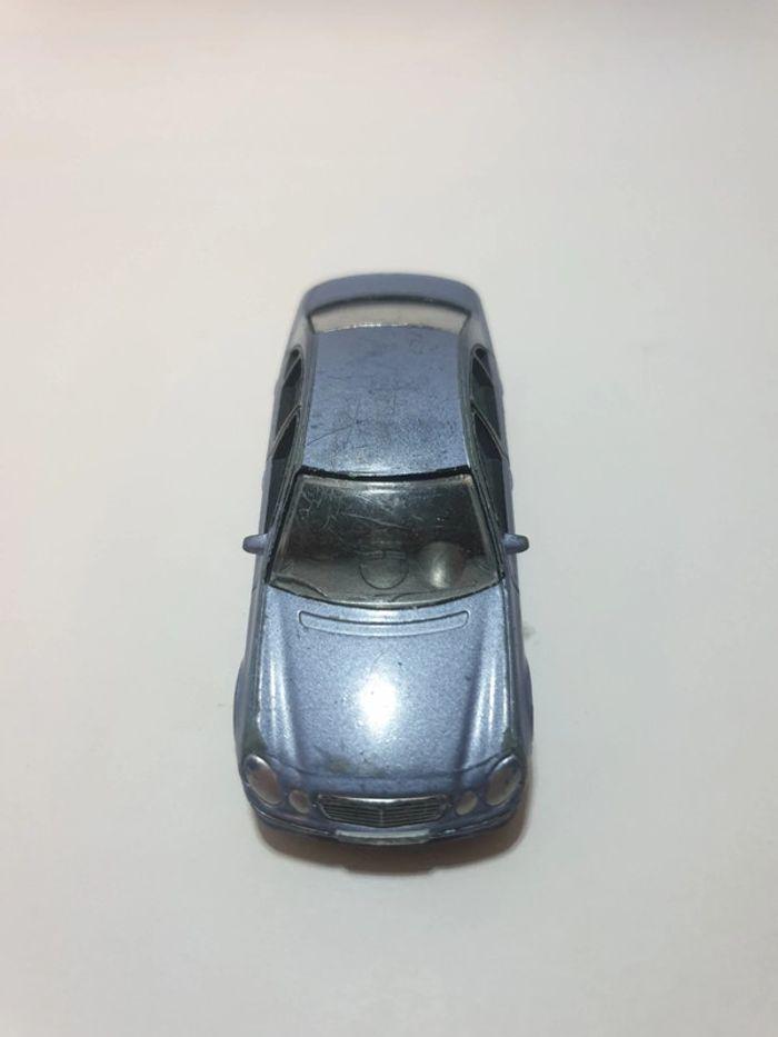 RealToy Mercedes Benz Classe E 55 AMG Bleu Argent - 1/61 - photo numéro 3