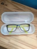 Lunettes enfant Nike noire et jaune fluo monture plastique